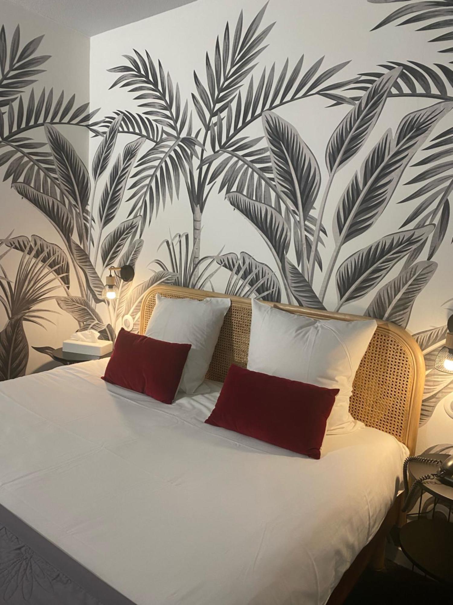 Hotel Le Pavillon De Saint-Lo - Anciennement Lunotel Luaran gambar